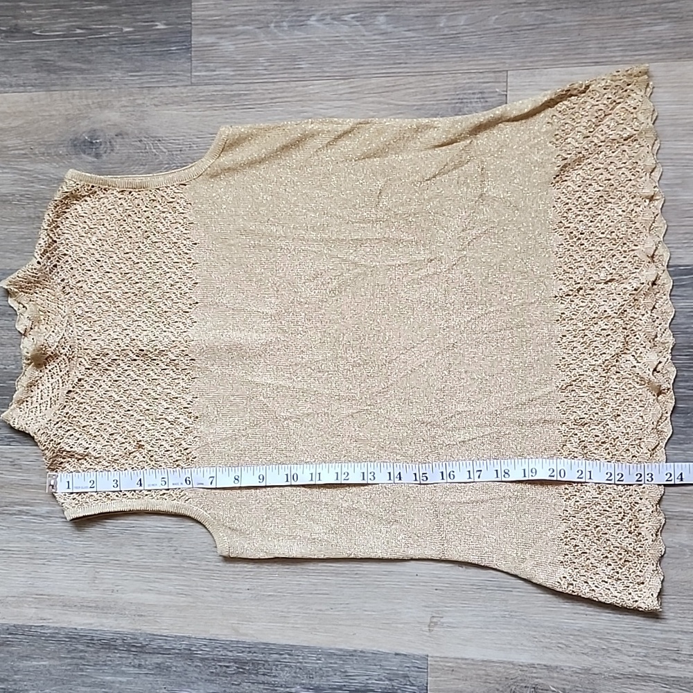 St. John Metallic Gold Sleeveless Blouse - Picture 7 of 16